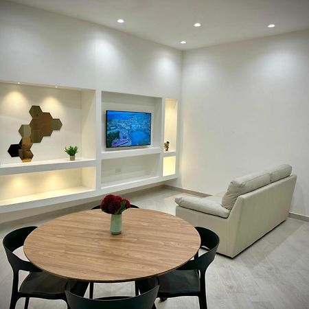 Parthenophouse Apartment Napoli Bagian luar foto